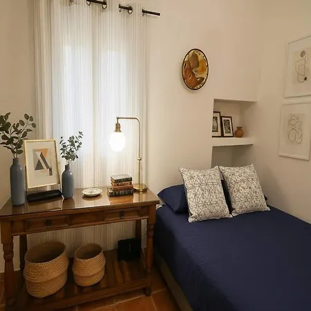 Lefkes With Village Views Daire